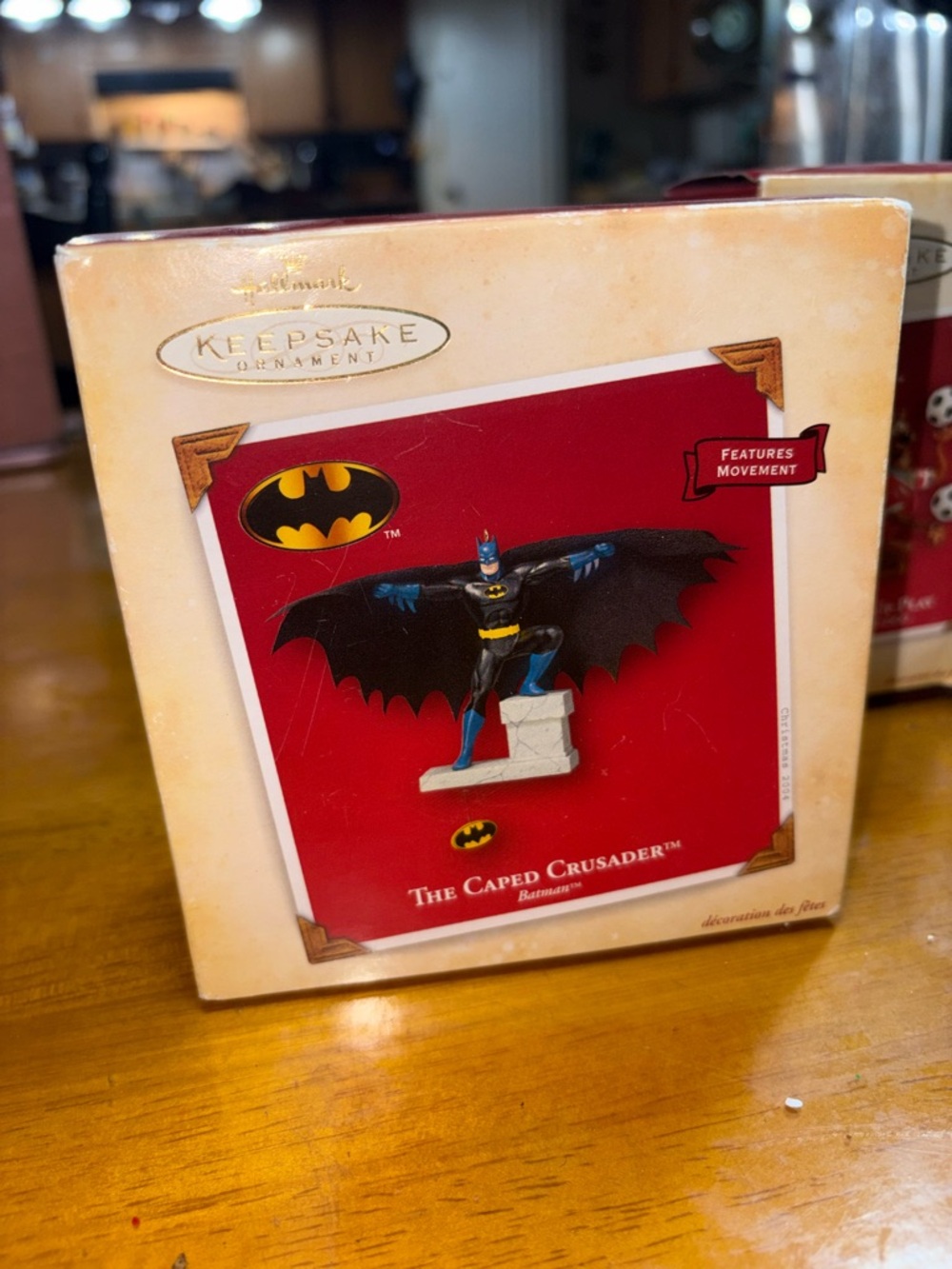 2004 Hallmark Keepsake "The Caped Crusader" Batman ornament - Picture 2 of 8